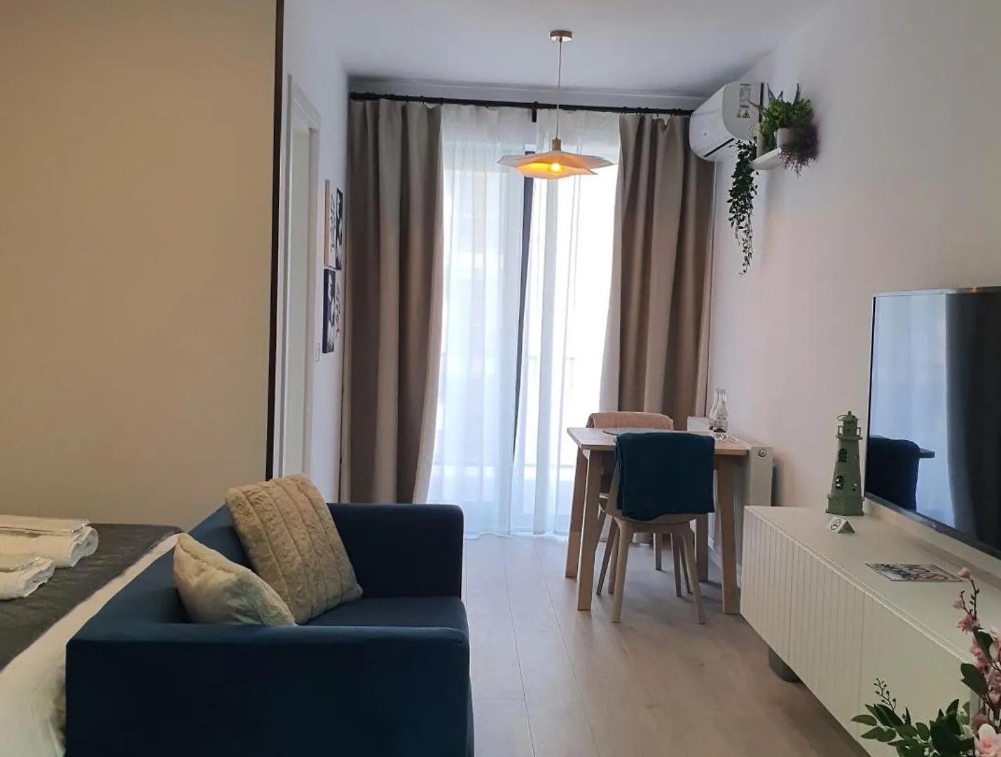 Premium Hils Brauner Studio Bukareszt 0*,