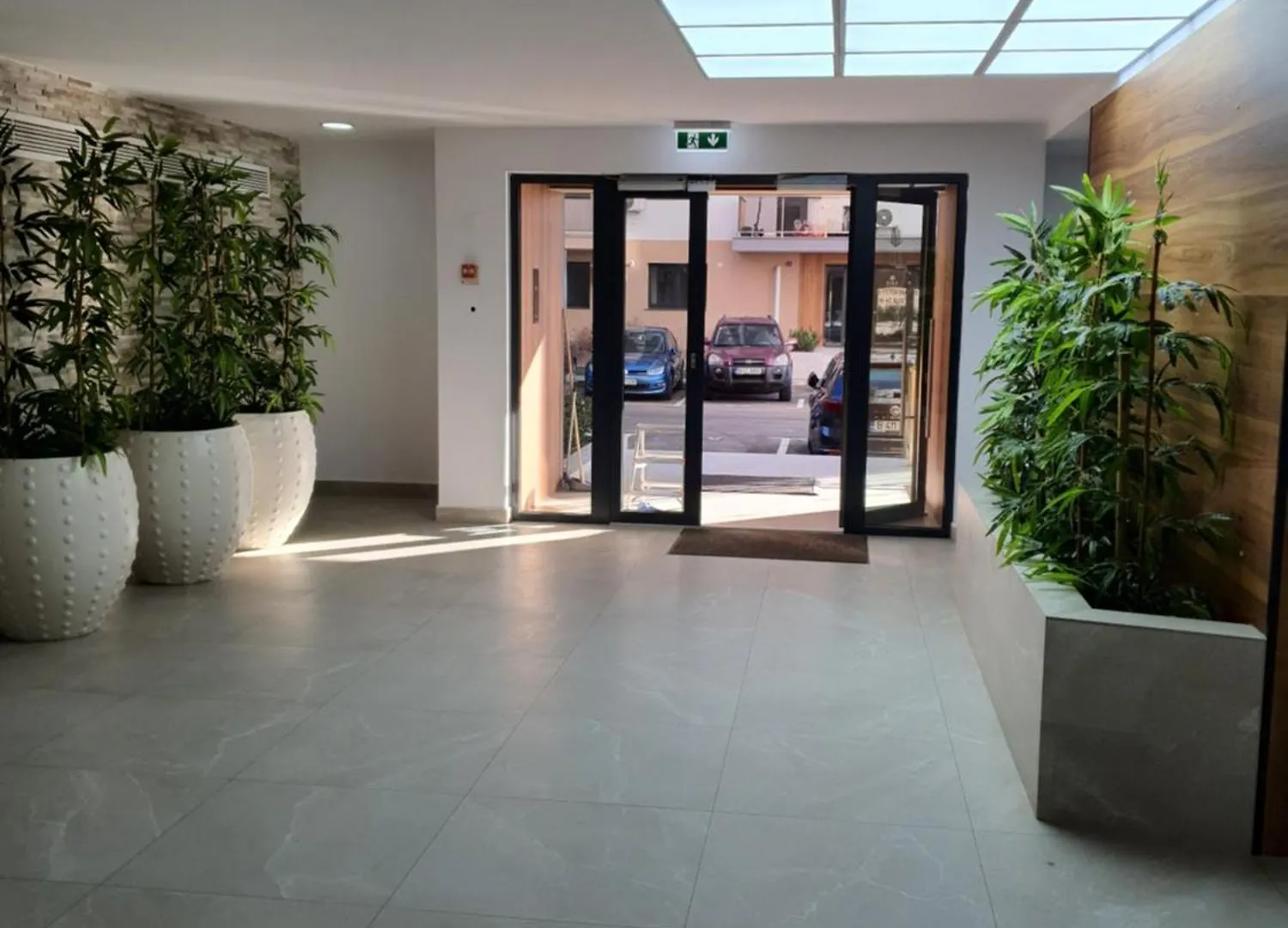 Premium Hils Brauner Studio Bucharest 0*,