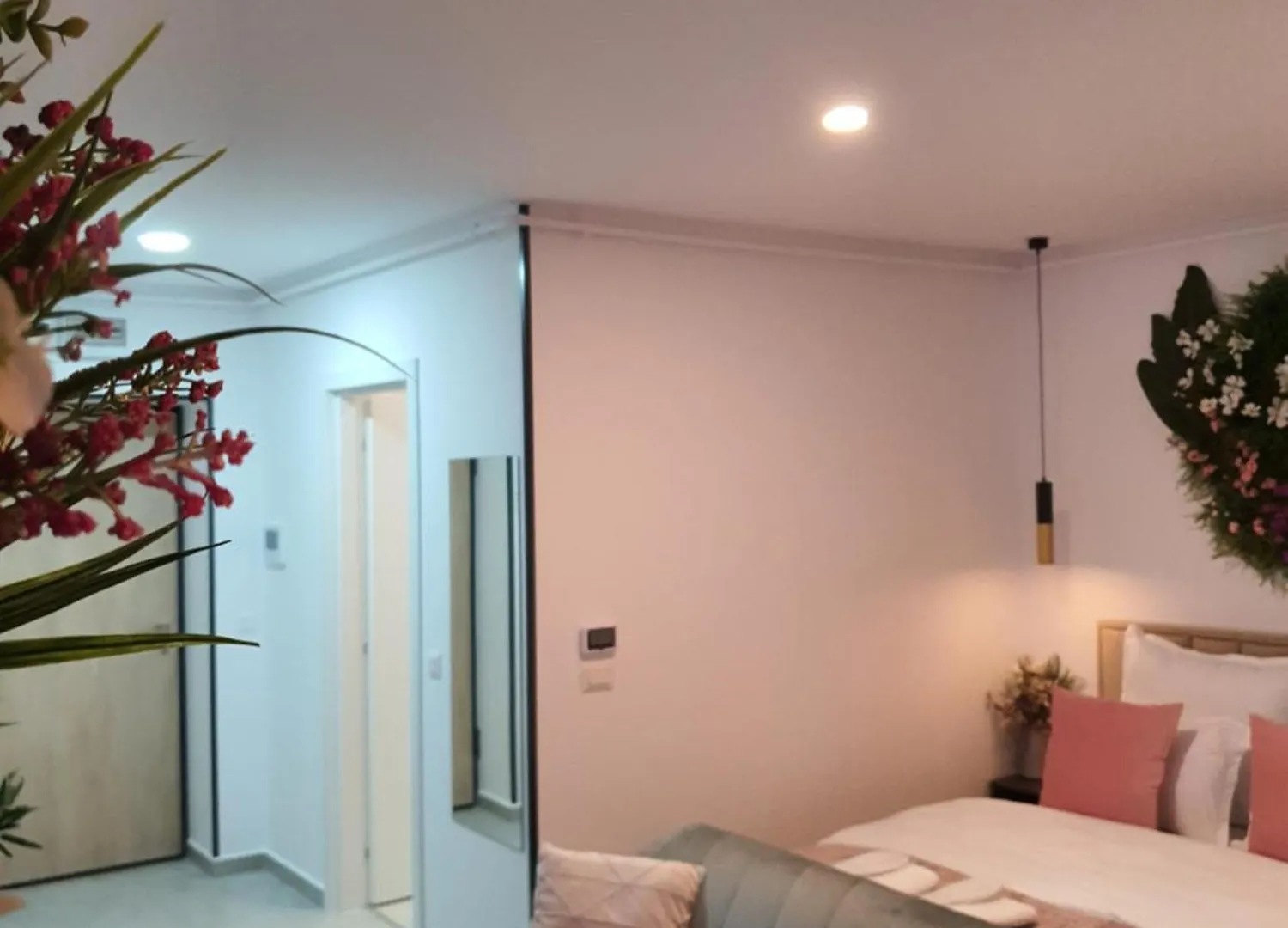 Premium Hils Brauner Studio Bucharest 0*,  Romania